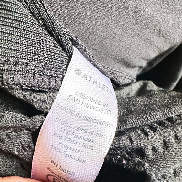 Athleta Trekkie Mid Rise Legacy Jogger 305514 in black Pants 2 - Picture 5 of 6